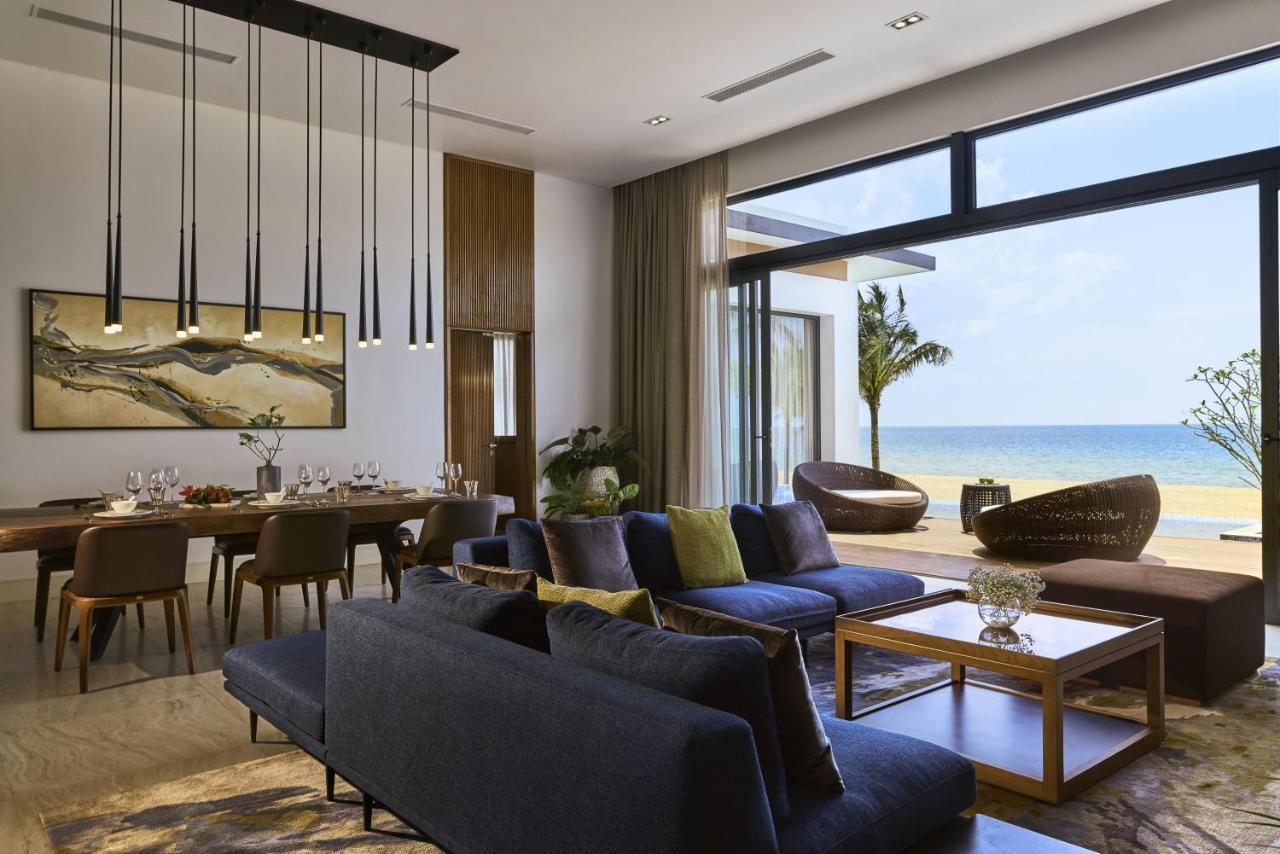 Moevenpick Villas & Residences Phu Quoc Exterior foto The interior of a villa at the resort